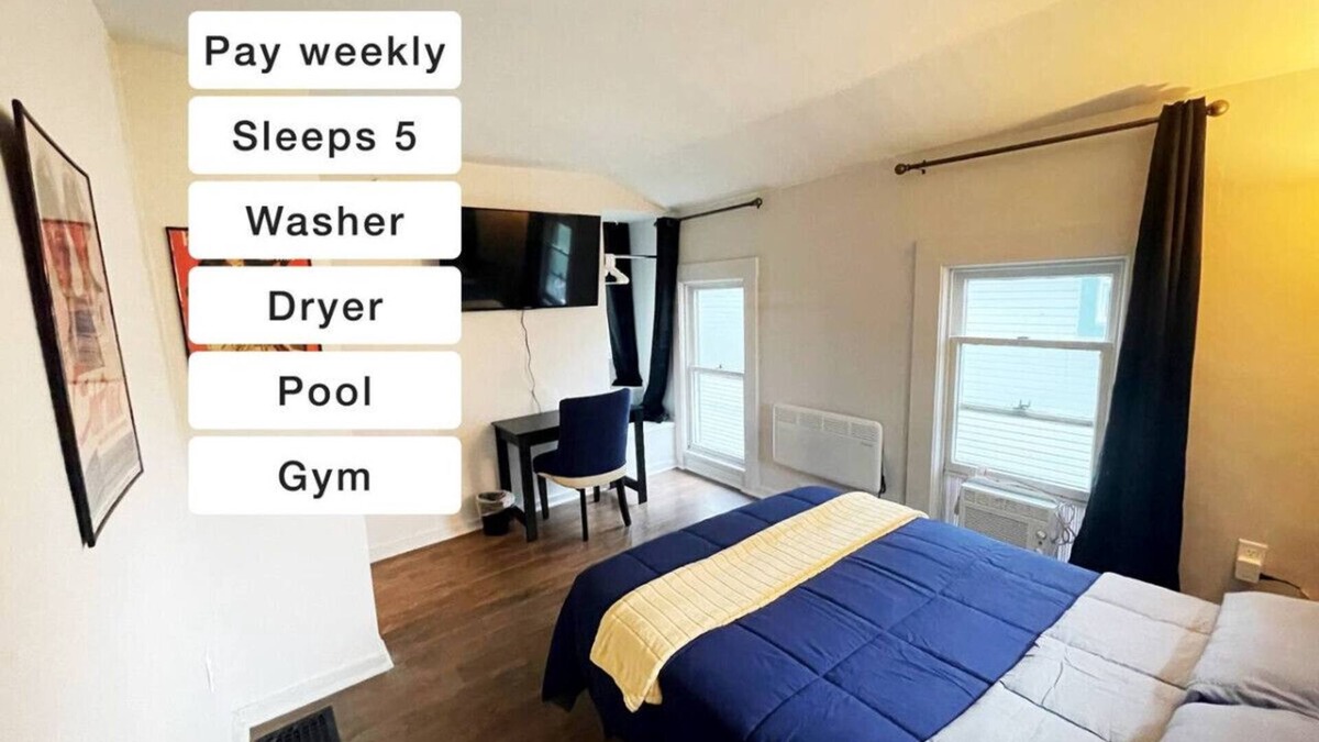 Port Huron Apartment | Free Pool and Gym Fits 5 by YMCA - Upstairs