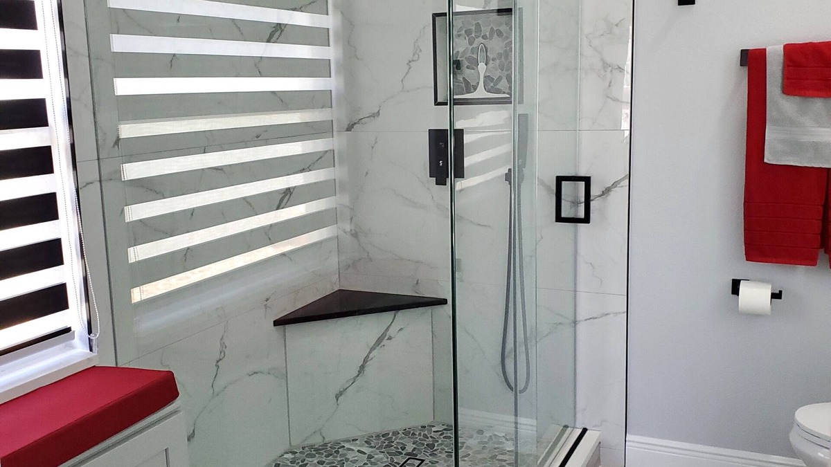 Highgate Park Villa | Free wiFi in upgraded villa with private pool in Gated community