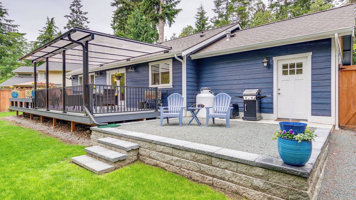 Freeland House | Freeland Retreat - Deck, Fire Pit & Beach Access!