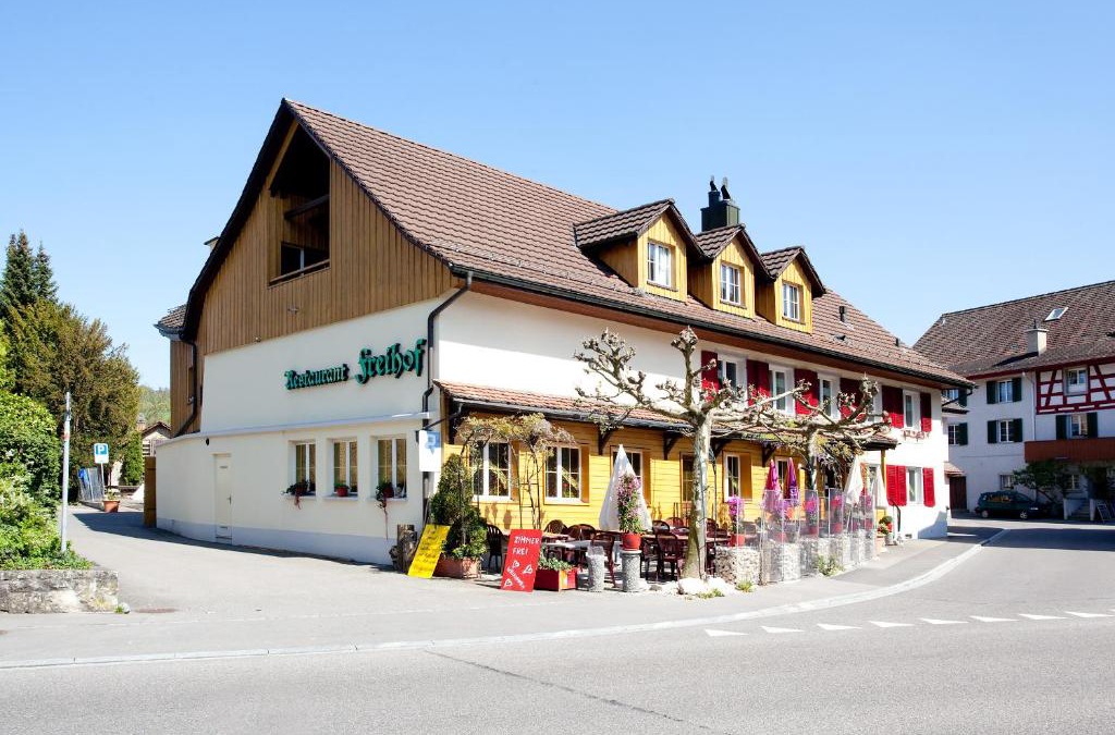 Embrach Bed & Breakfast | Freihof Embrach