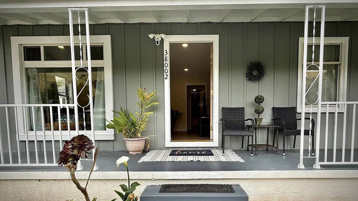 Fremont House | Fremont - 6 bedroom 3 bath
