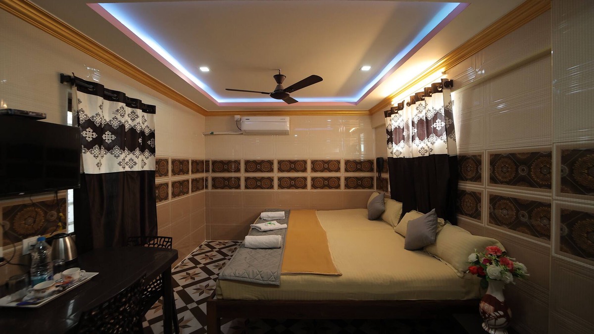 Heritage Town Hotel | French Breeze Residency