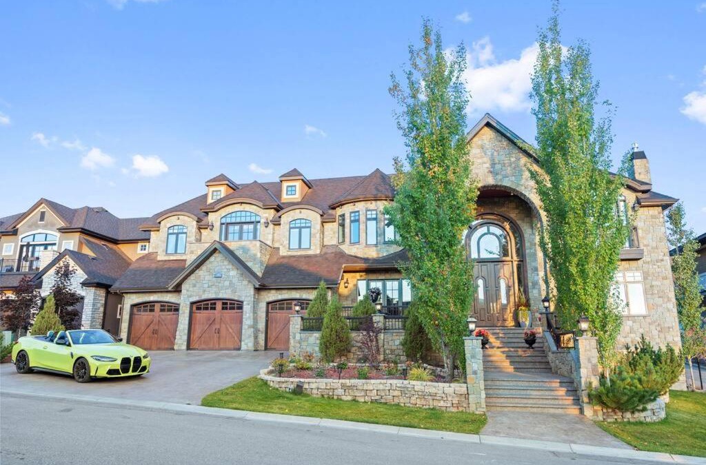 Springbank Hill House | French Château w/Swim Spa & Theatre: 11,700 sqft