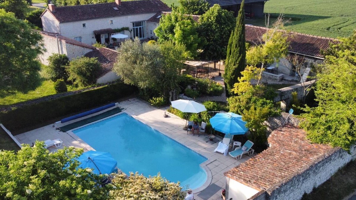 Serigny House | French Gem: Rustic Cottage, Poolside Bliss