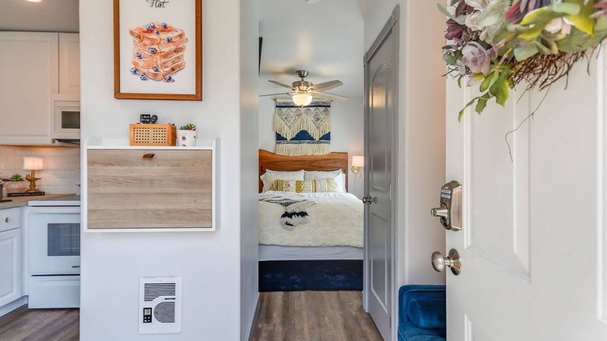 Moscow Apartment | French Toast Flat