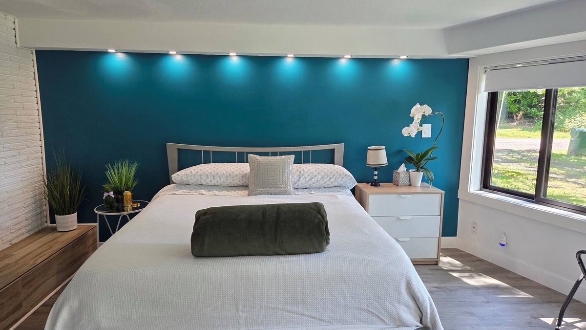 Beaverton Apartment | Freshly remodeled, modern & pet friendly unit!