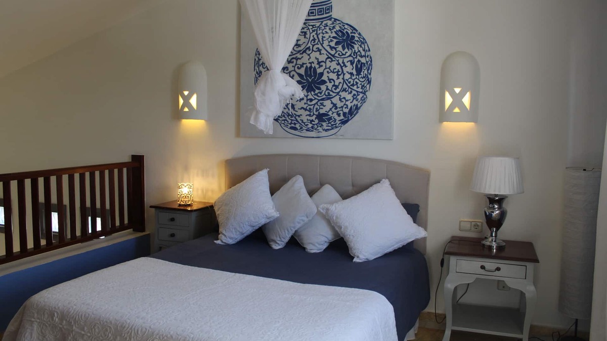 Montana Roja Apartment | FRIDA FARO PARK. COZY HOUSE NEAR THE SEA IN PRIVATE RESIDENTIAL AREA