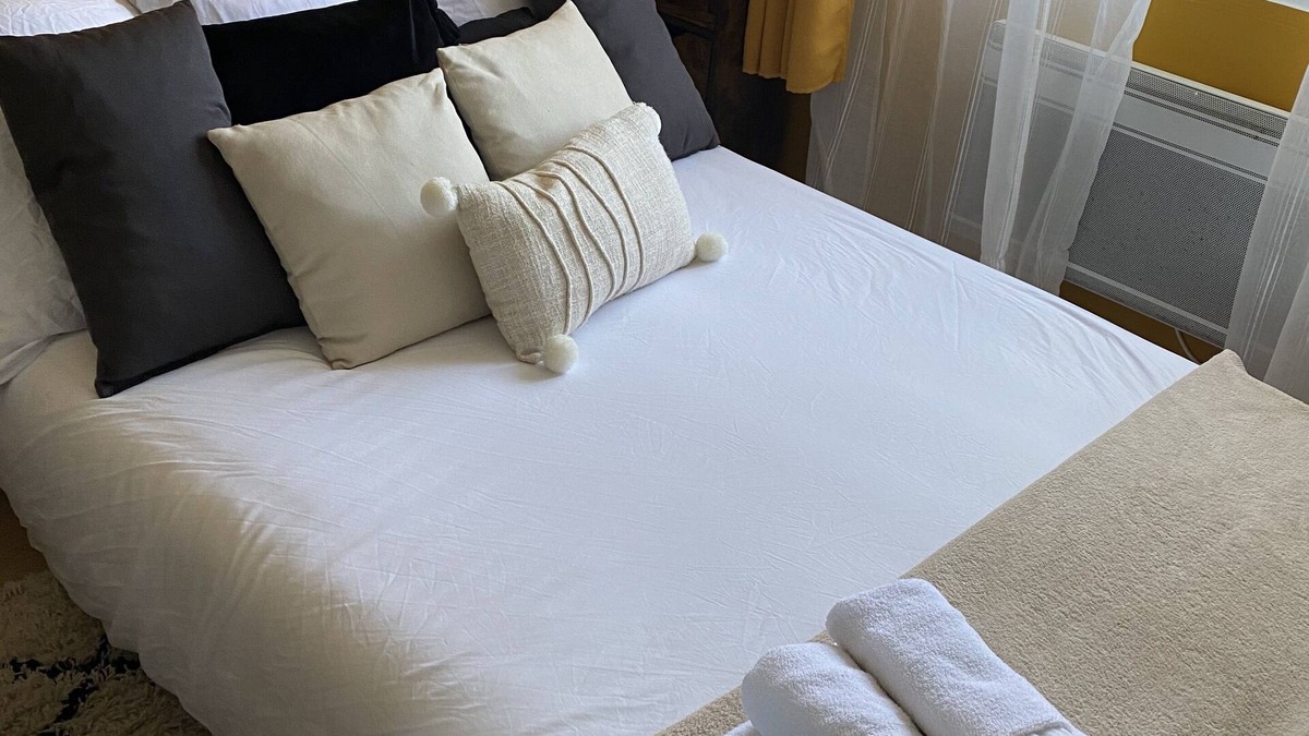 Gare-Jouvenet Apartment | friendly