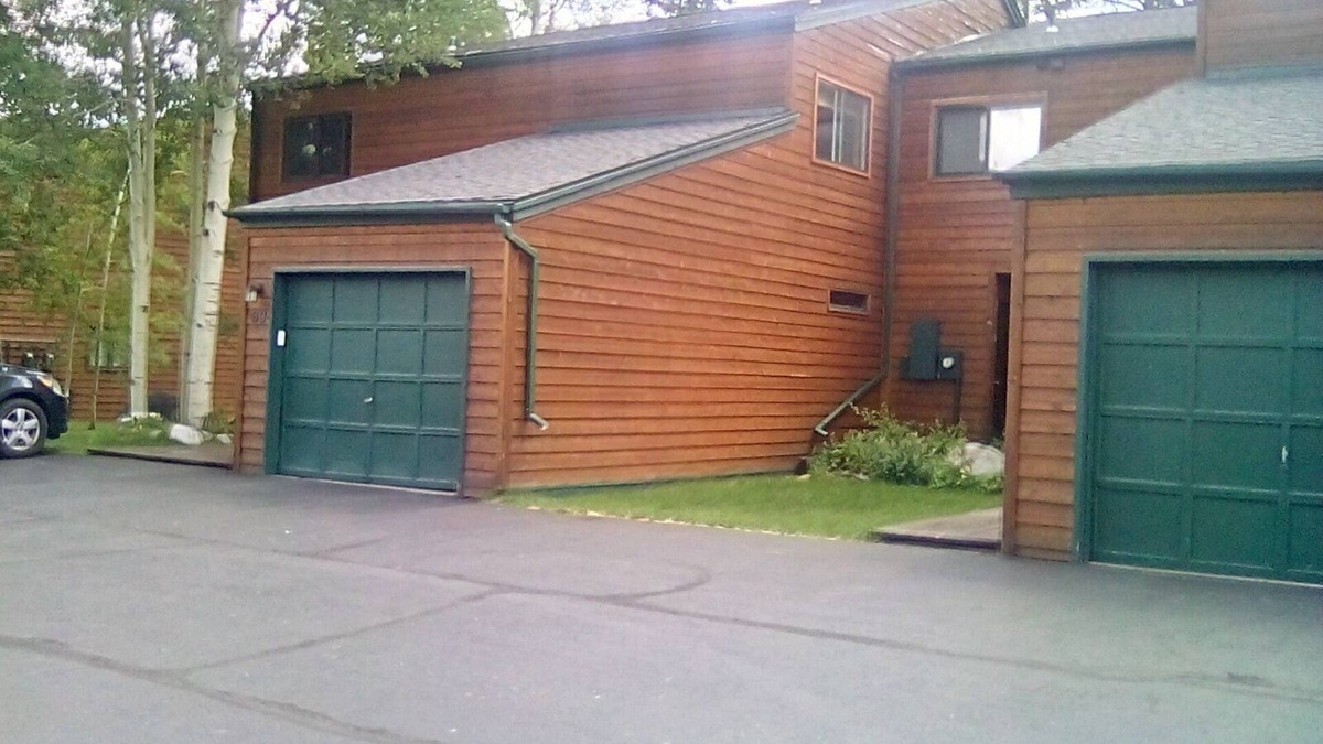 Bridgepoint House | Frisco Ski and River Townhome.available for monthly rentals.n
