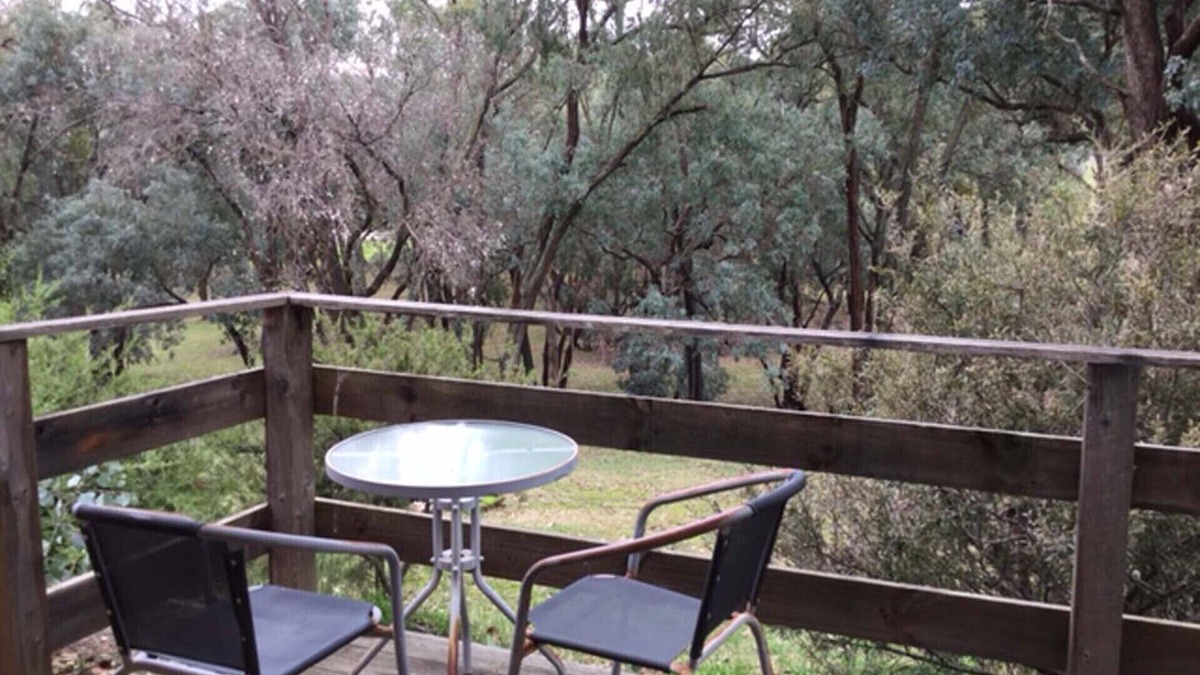 Mountain Bay Cottage | Frogsong Strawbale Cottage BLUE ID p7318970