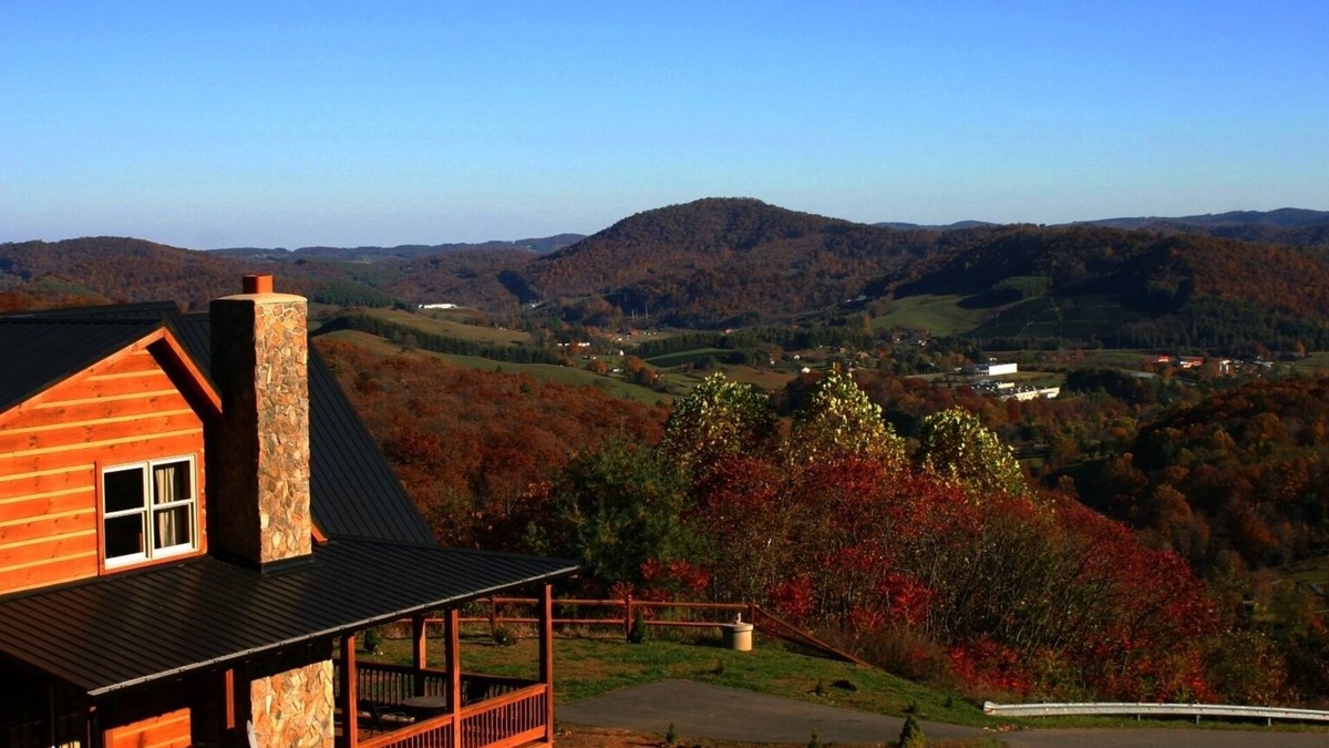 Buck Mountain Cabin | From Fireplace Evenings to Deckside Sunsets- A Heavenly View Has It All