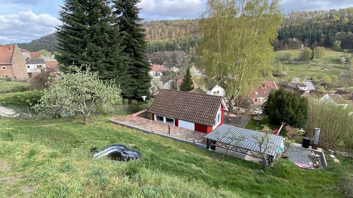 Iggelbach House | Front garden in paradise