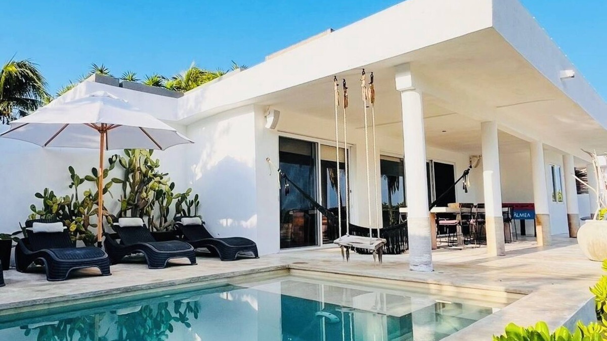 Sisal Villa | Front line house with private pool