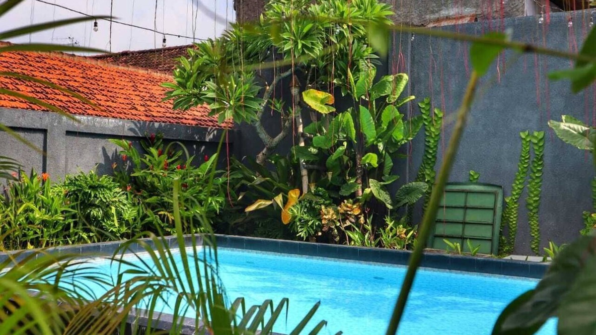 Ngasem Hotel | Front One Inn Kediri