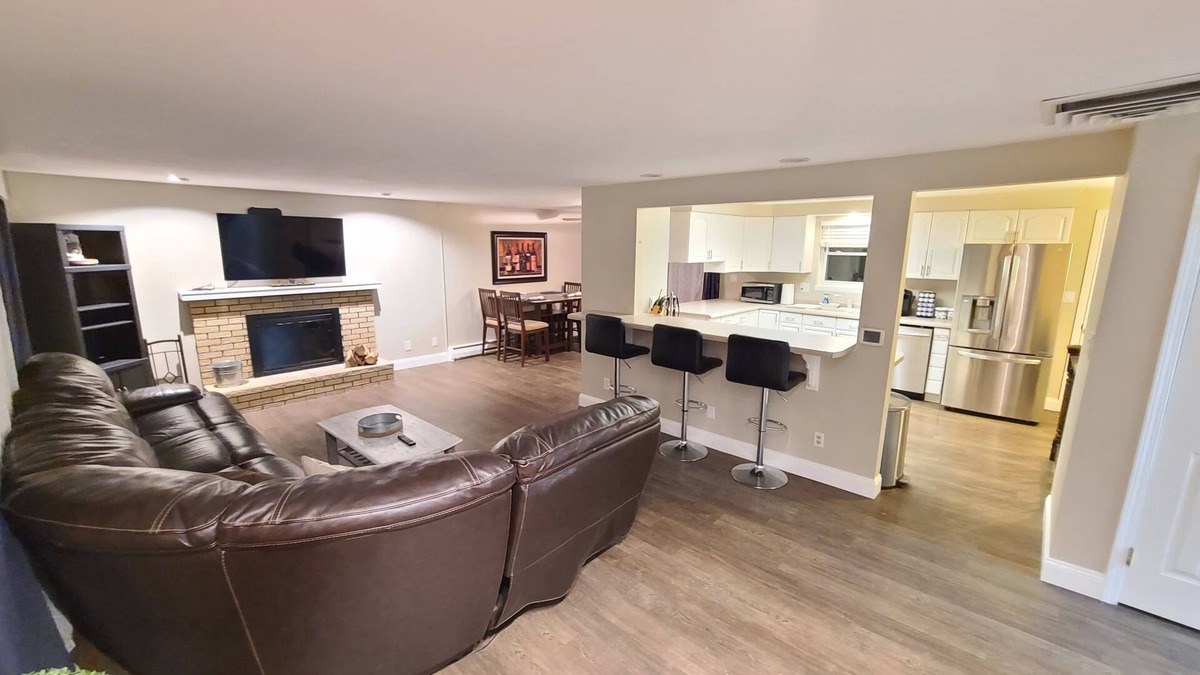 Cheyenne Meadows House | Front Range View, 7 Mins to Downtown