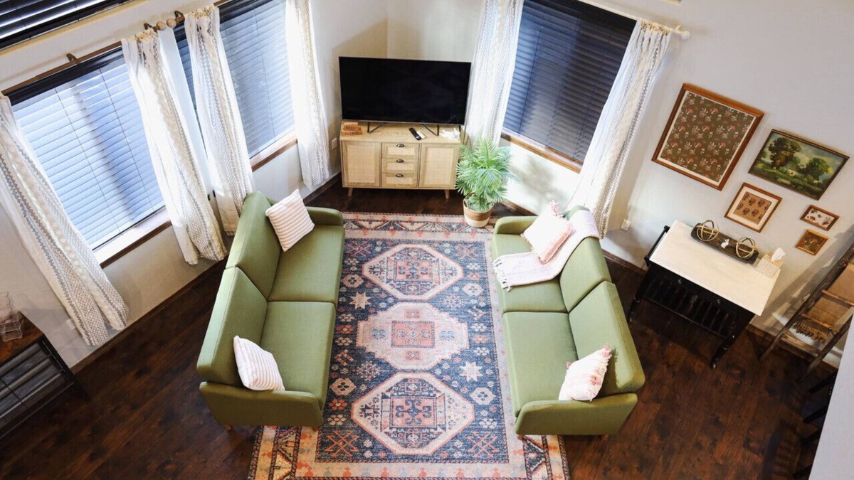 Altamont House | Front Street Retreat