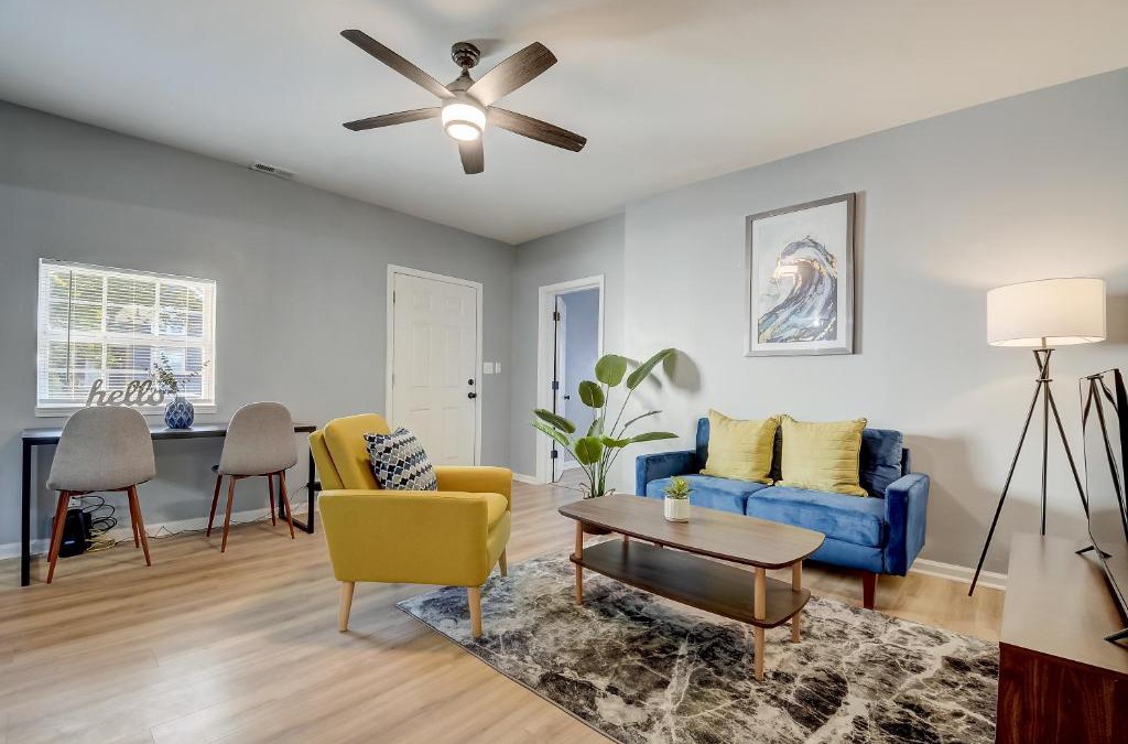 Schnitzelburg House | FRONTDESK 1460 Brick Alley Home Germantown Louisville