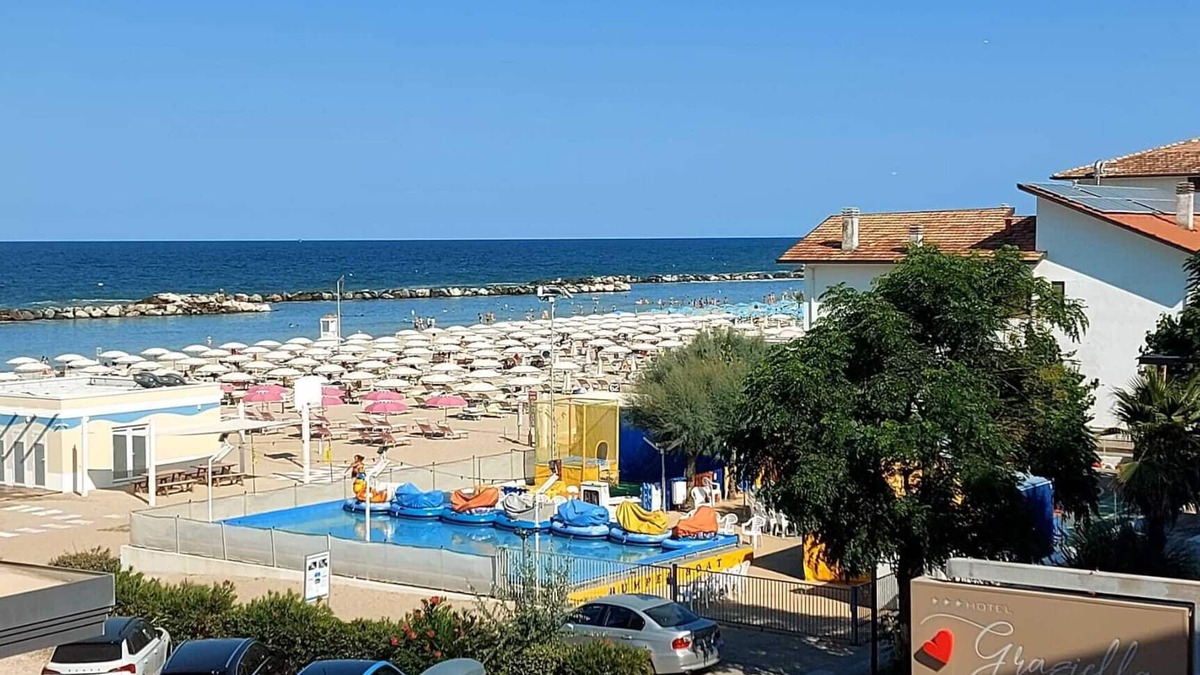 Torre Pedrera Apartment | Fronte mare 60 Intero appartamento di fronte al mare per un soggiorno rilassante