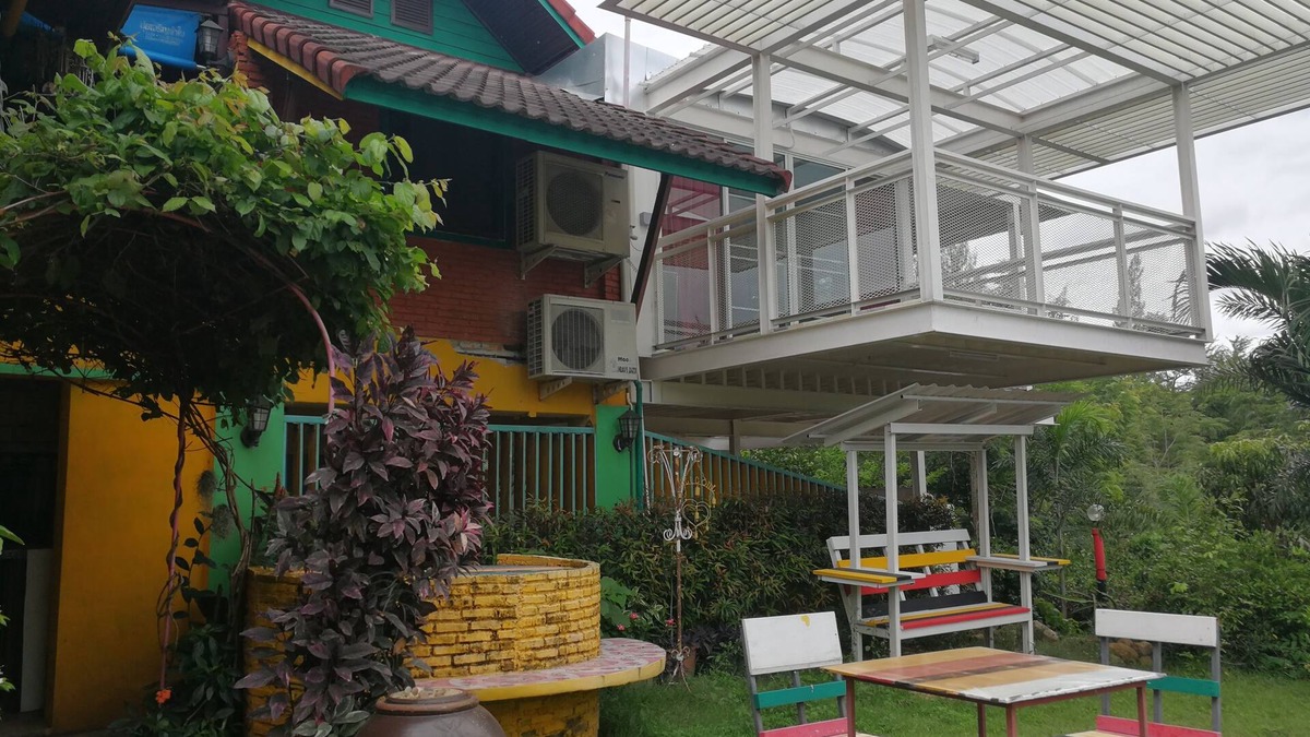Suan Phueng House | Frontier Homestel