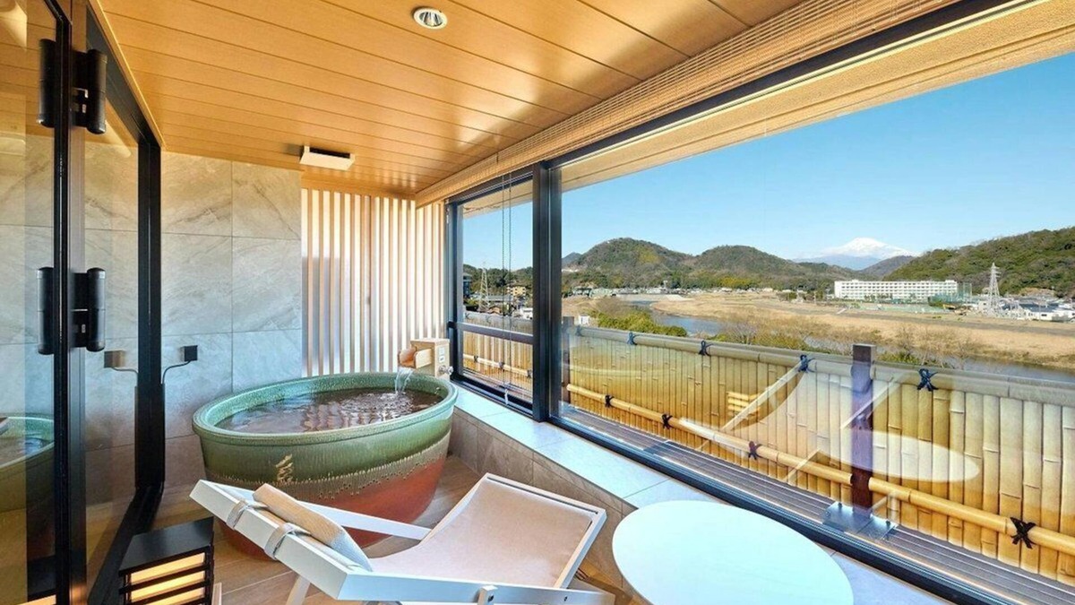 Izu Nagaoka Onsen House | Fugaku Hanabusa