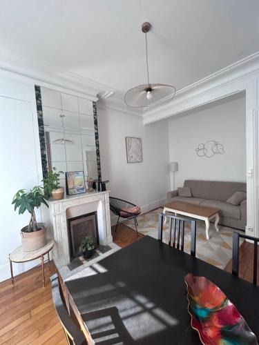Porte-Saint-Martin Apartment | Full apartment Paris City Center - Appartement Paris Centre Quartier Saint Martin