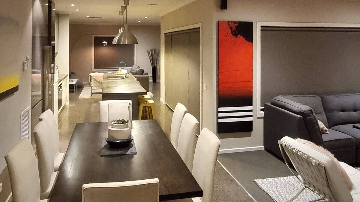 White Hills House | Full family home in quiet court