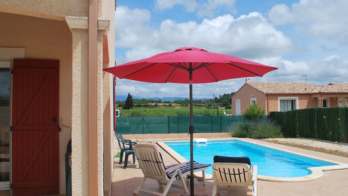 Trebes House | Full house with private pool, Trebes village on Canal Du Midi, near Carcassonne.
