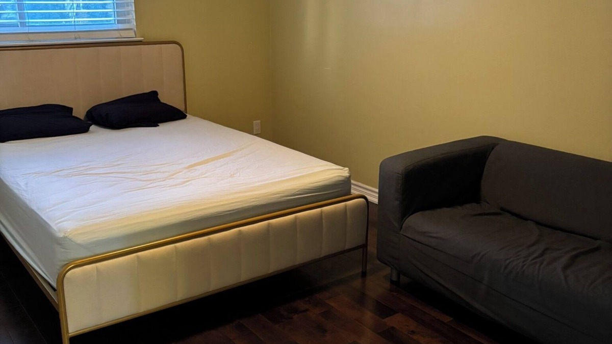 Woodbine Gardens Apartment | Full Private apartment for rent daily/weekly/Monthly