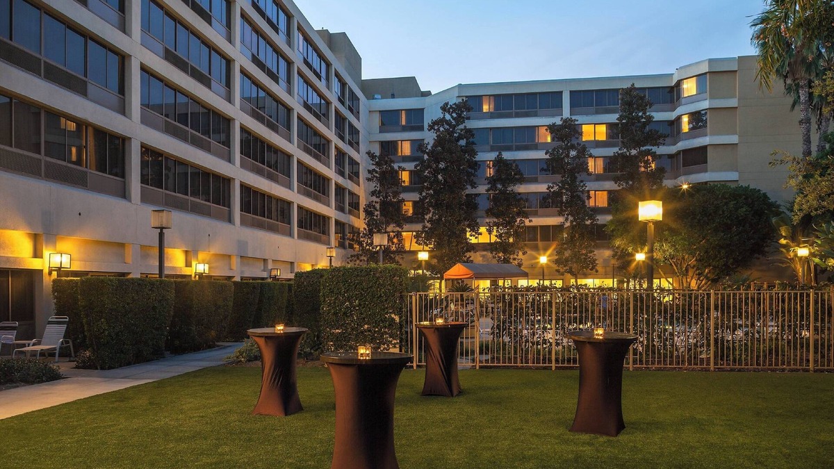 Fullerton Hotel | Fullerton Marriott at California State University