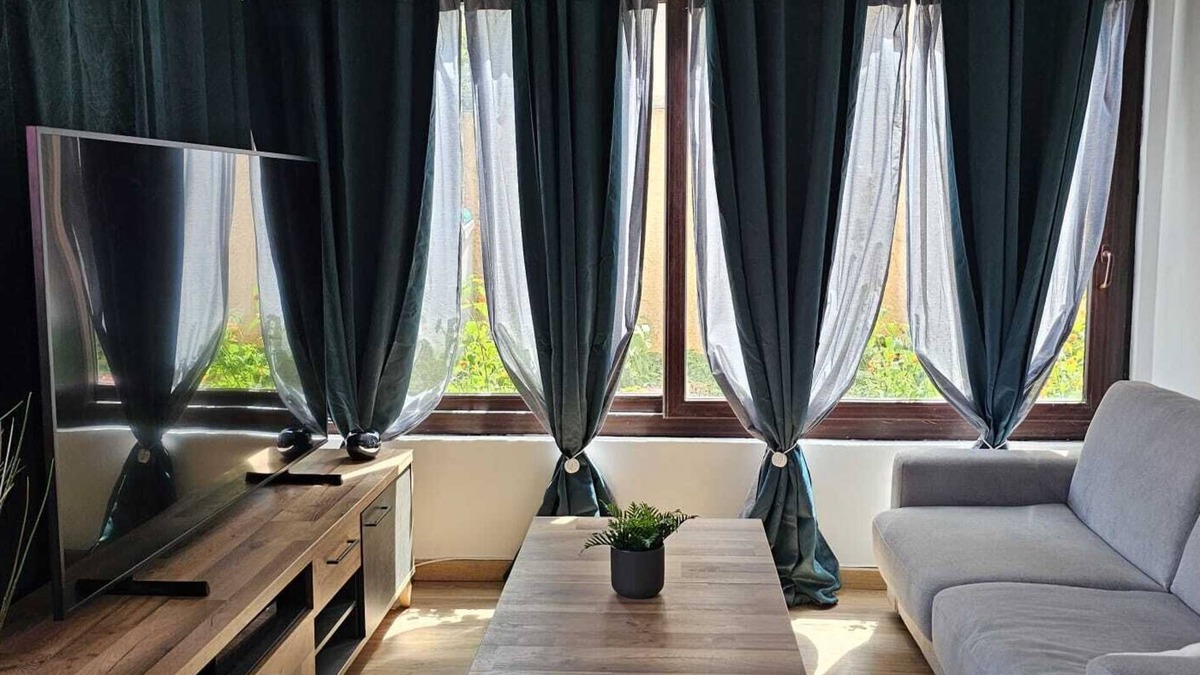 Tremblay-en-France Apartment | Fully equipped apartment 65 m2 + shared pool