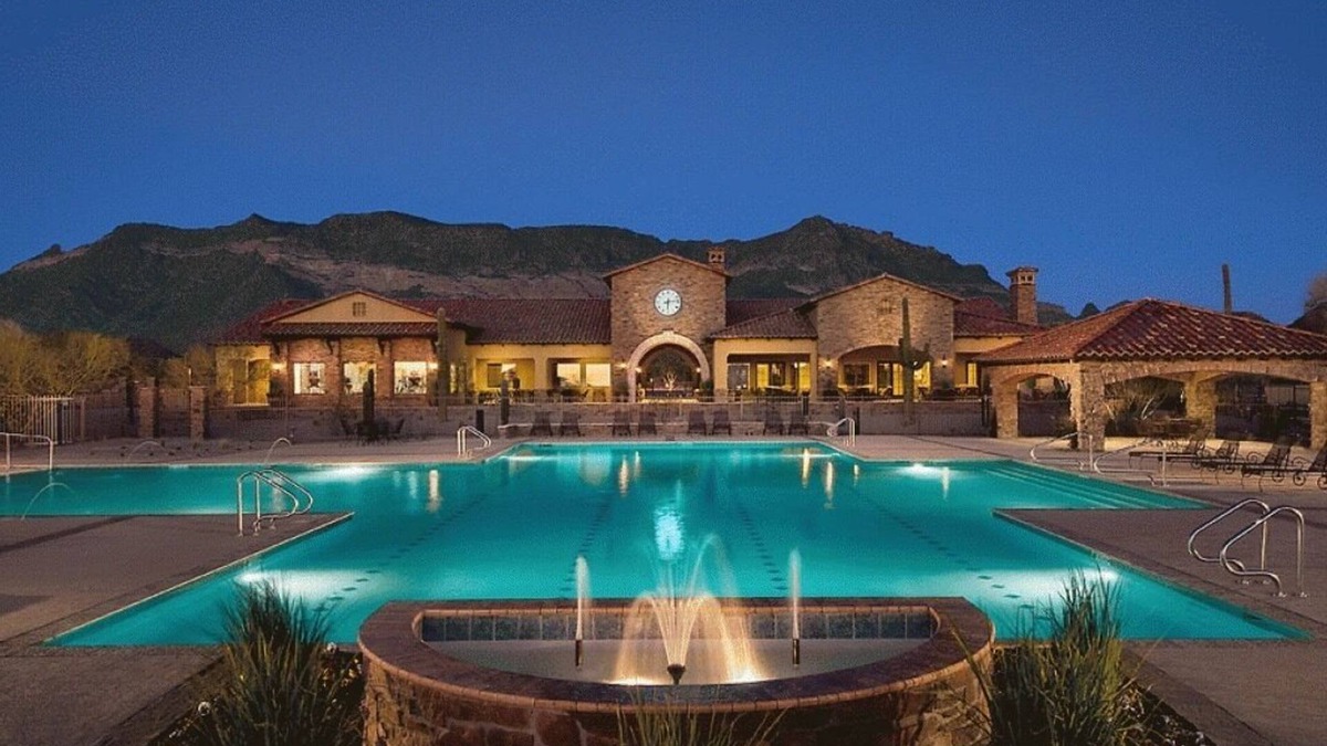 Las Sendas House | Fully Equipped Las Sendas Home in Active Golf & Tennis Community