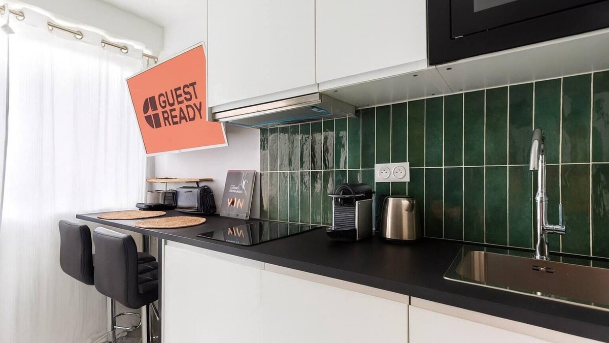 Chartrons Apartment | Fully-equipped studio - great internet