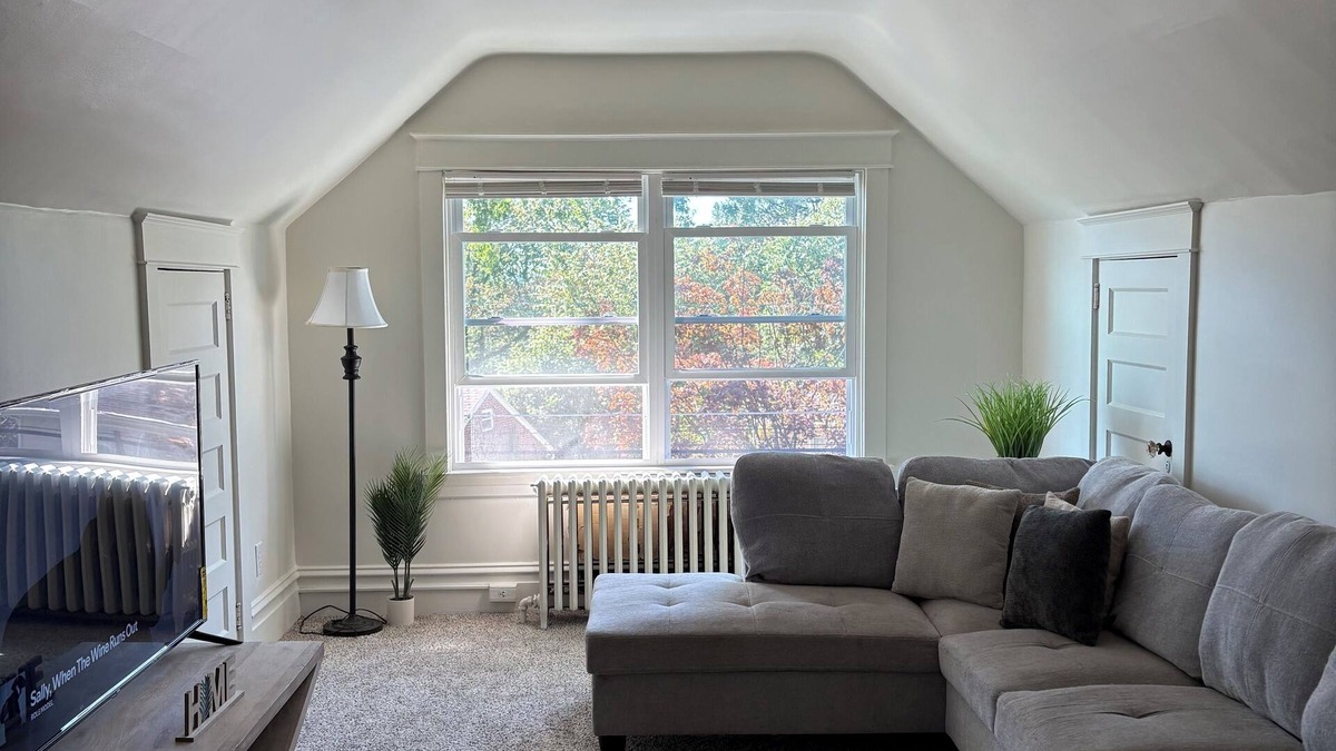 Camp Hill Apartment | Fully Furnished 1-Bedroom Apartment, Newly Renovated & Move-In Ready