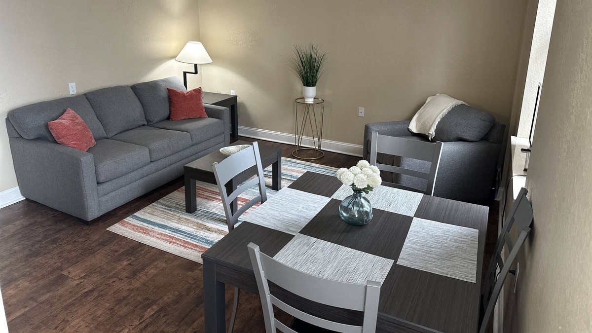 Saginaw Apartment | Fully Furnished 1 Bedroom Apartment.