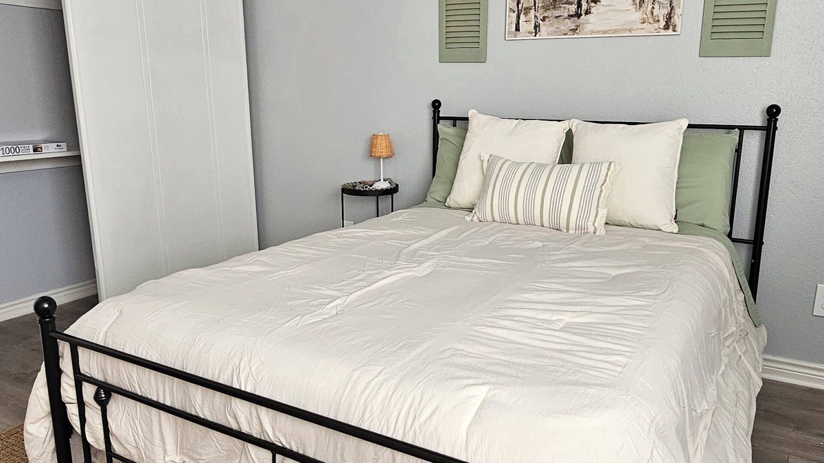Lufkin Apartment | Fully Furnished 1-bedroom apartment in the medical district of charming Lufkin