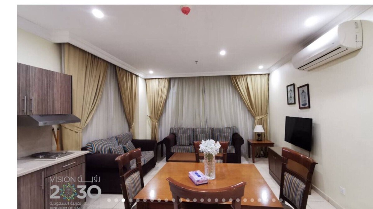 Jeddah Apartment | Fully Furnished 3 Rooms Serviced Apartment FOR RENT Sari St / UNIT 13