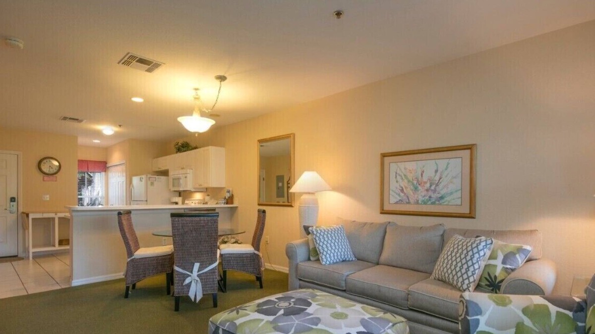 Naples Condo | FULLY FURNISHED - GREENLINKS - LELY RESORT