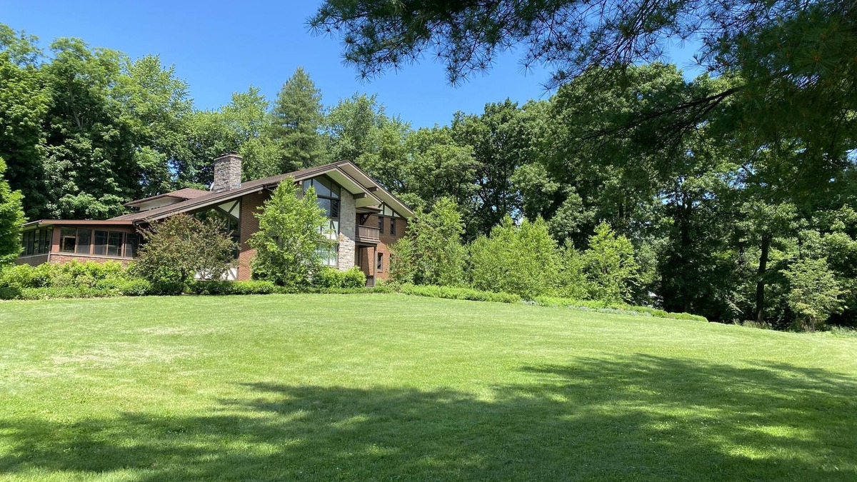 Closter House | Fully Furnished, Monthly, Massive 6 Bedroom Estate Home on 7 Acre Organic Farm!