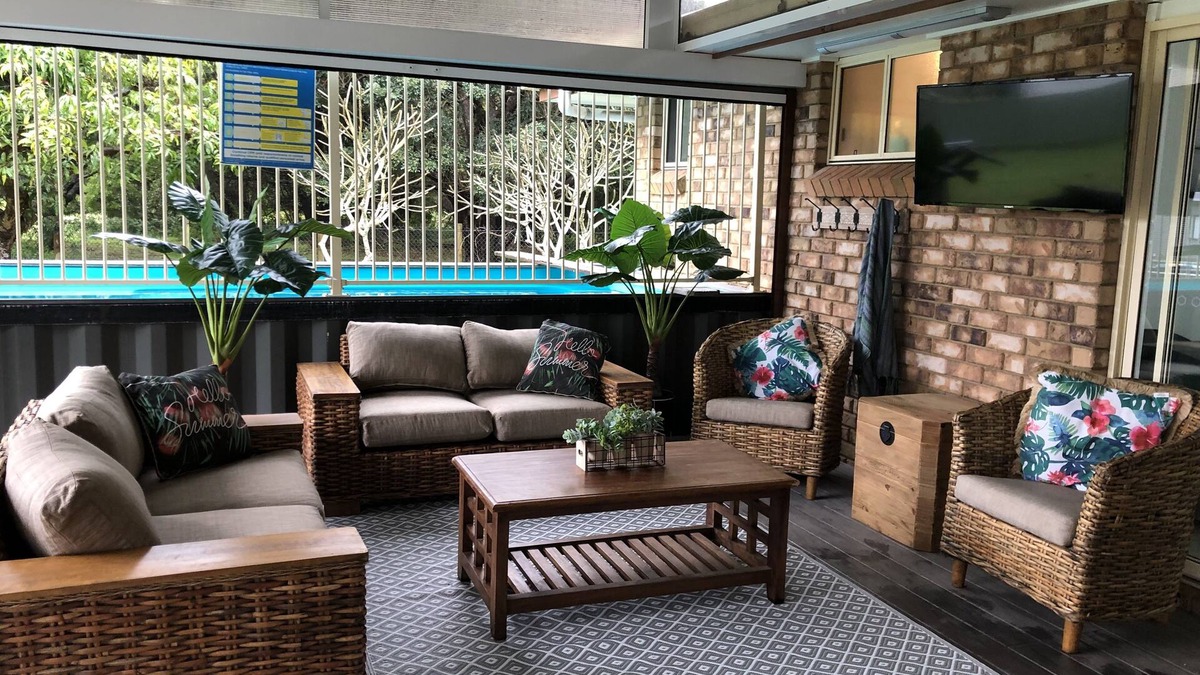 Iluka House | Fully Pet Friendly Home with Pool & Boat Parking