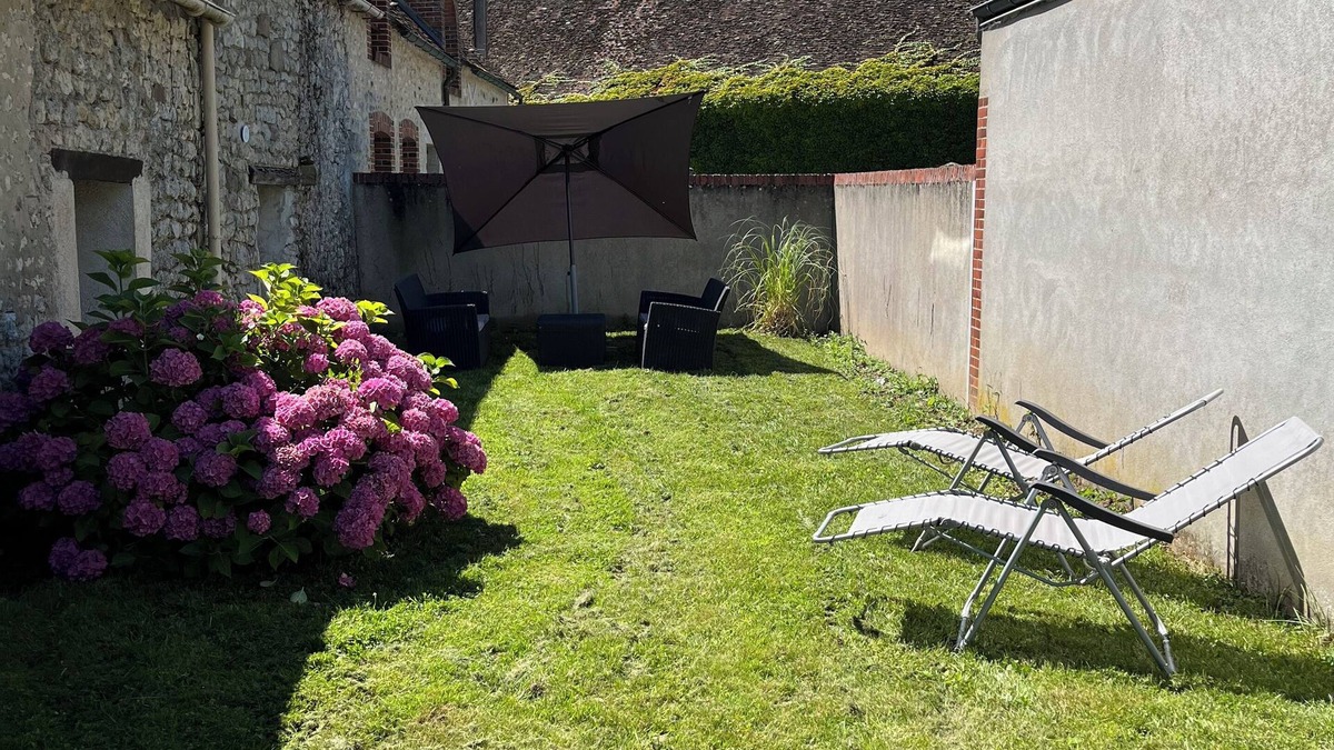 Lorrez-le-Bocage House | Fully renovated country house, possibility to bring your horses
