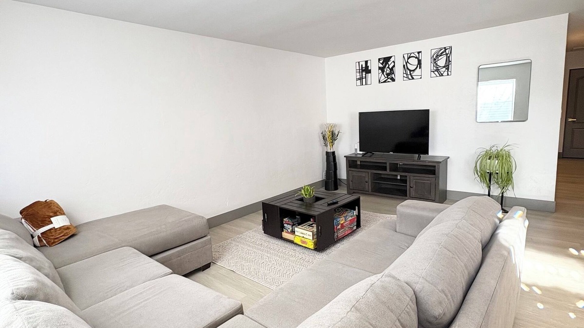 Nut Tree House | Fully Remodeled Beauty in the Heart of Vacaville w/Huge Backyard!