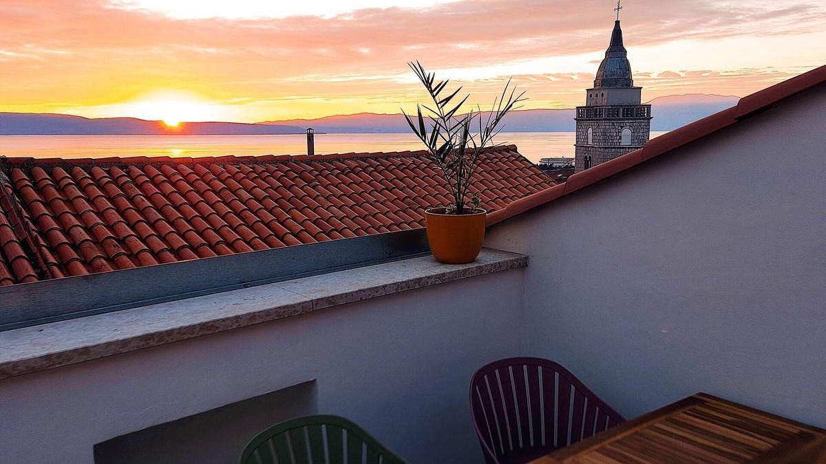 Municipality of Omisalj House | Fully Renewed old Town House With top Floor Terrace and Amazing sea View