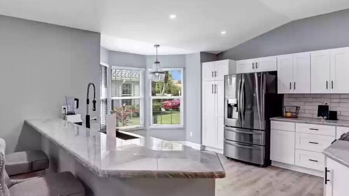 Herons Glen House | Fully Renovated at Heron's Glen Golf Course Community