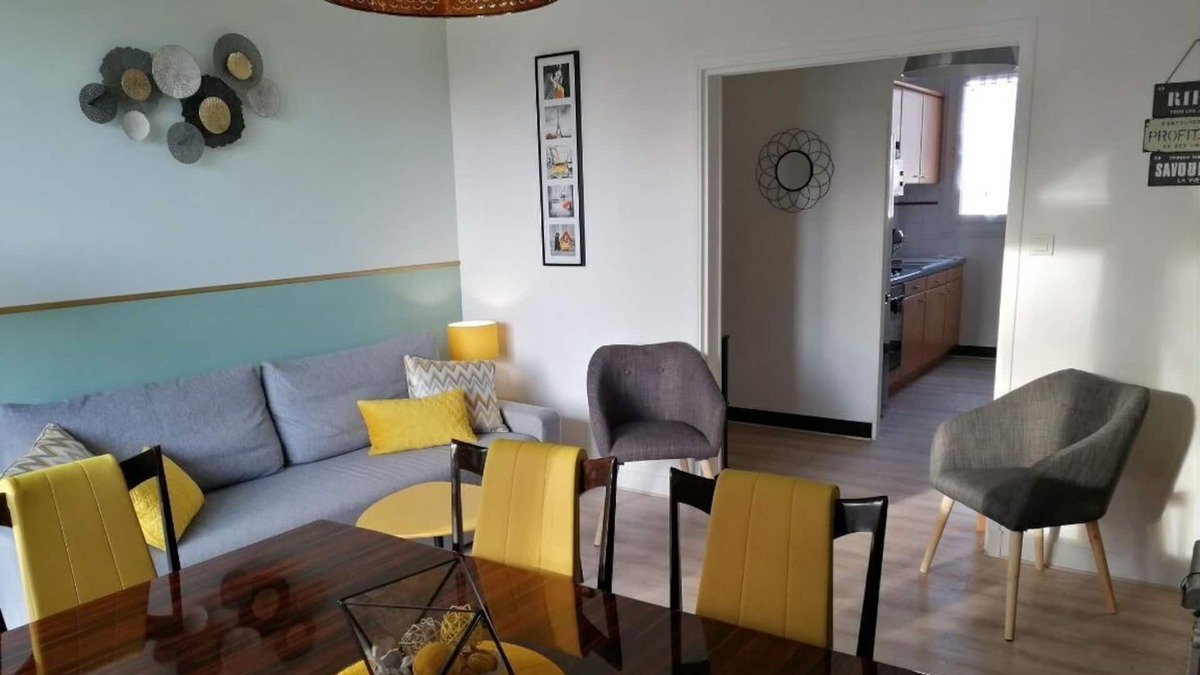Montlucon Apartment | Fully renovated 6-person apartment