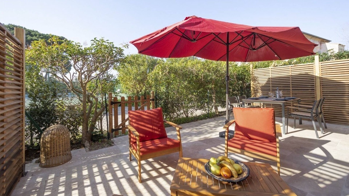 Cote d'Azur- French Riviera Apartment | Fully restored garden apartment