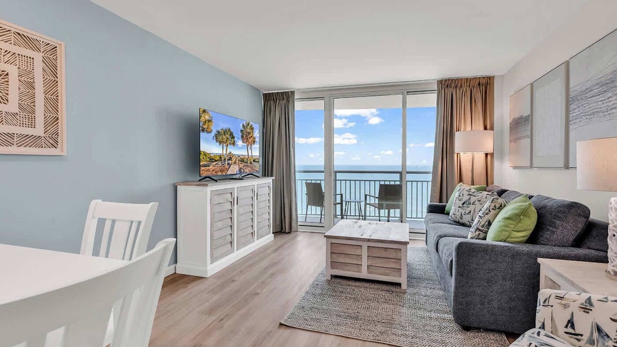Downtown Myrtle Beach Condo | Fully Updated 1BR Oceanfront Oasis at Oceans One
