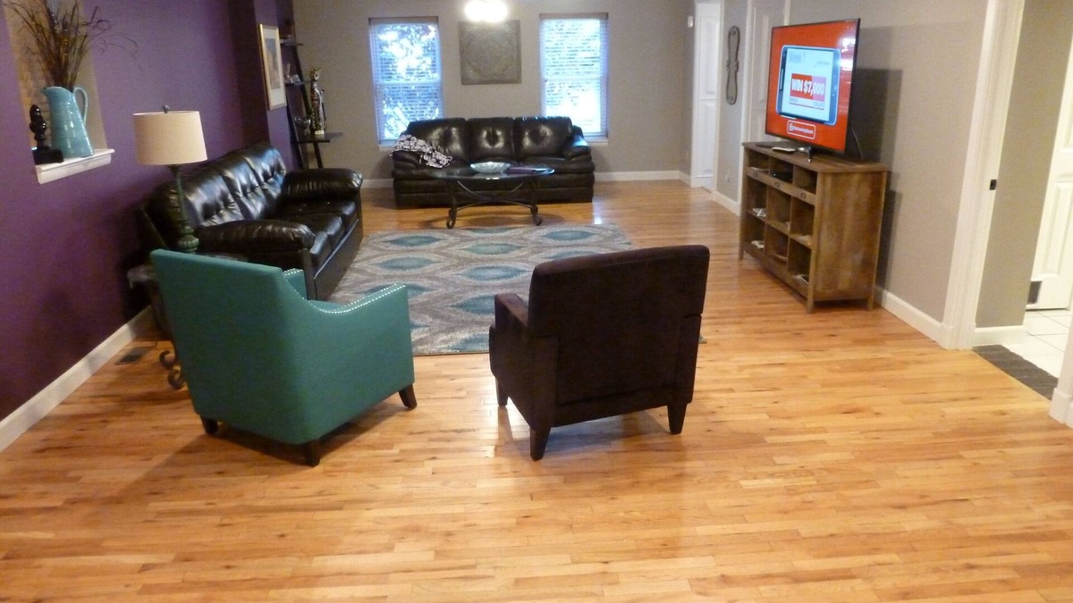 Soulard House | Fun and walkable area, sleeps 9, private parking and patio, newly renovated!
