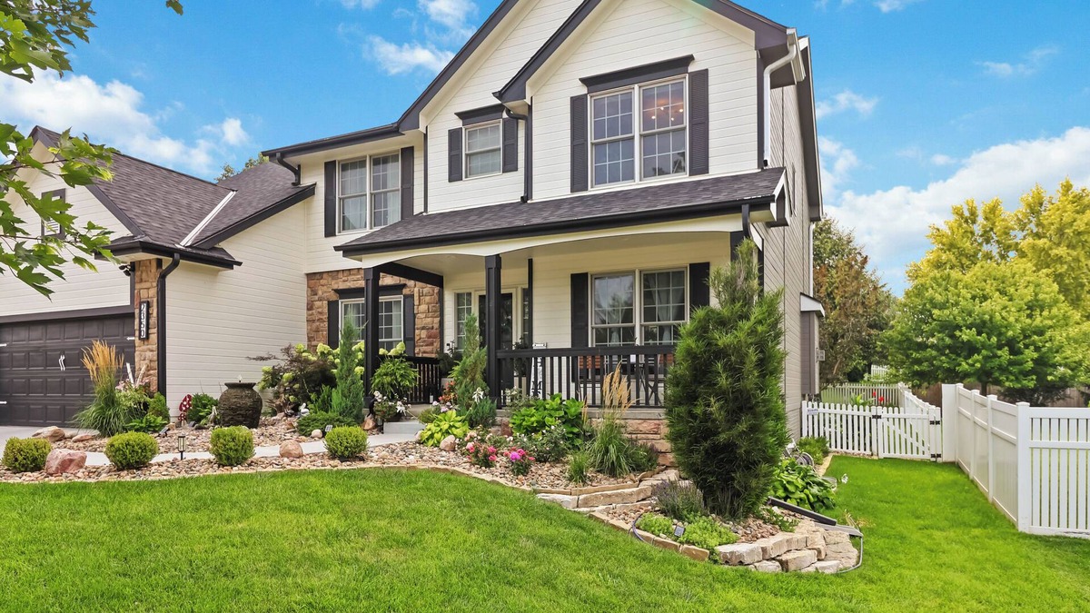 Papillion House | Fun, Chill & Cozy in Papillion