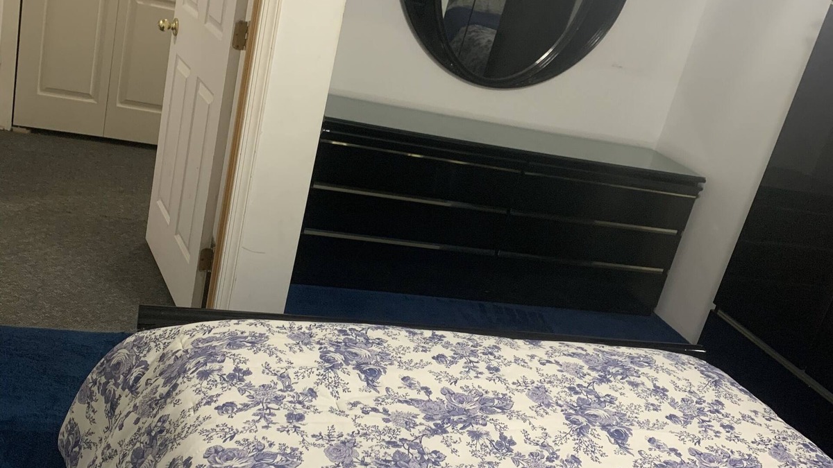 Moscow House | Fun Cozy 2 Bedroom 1 Bath Getaway 30 mins or less to everything