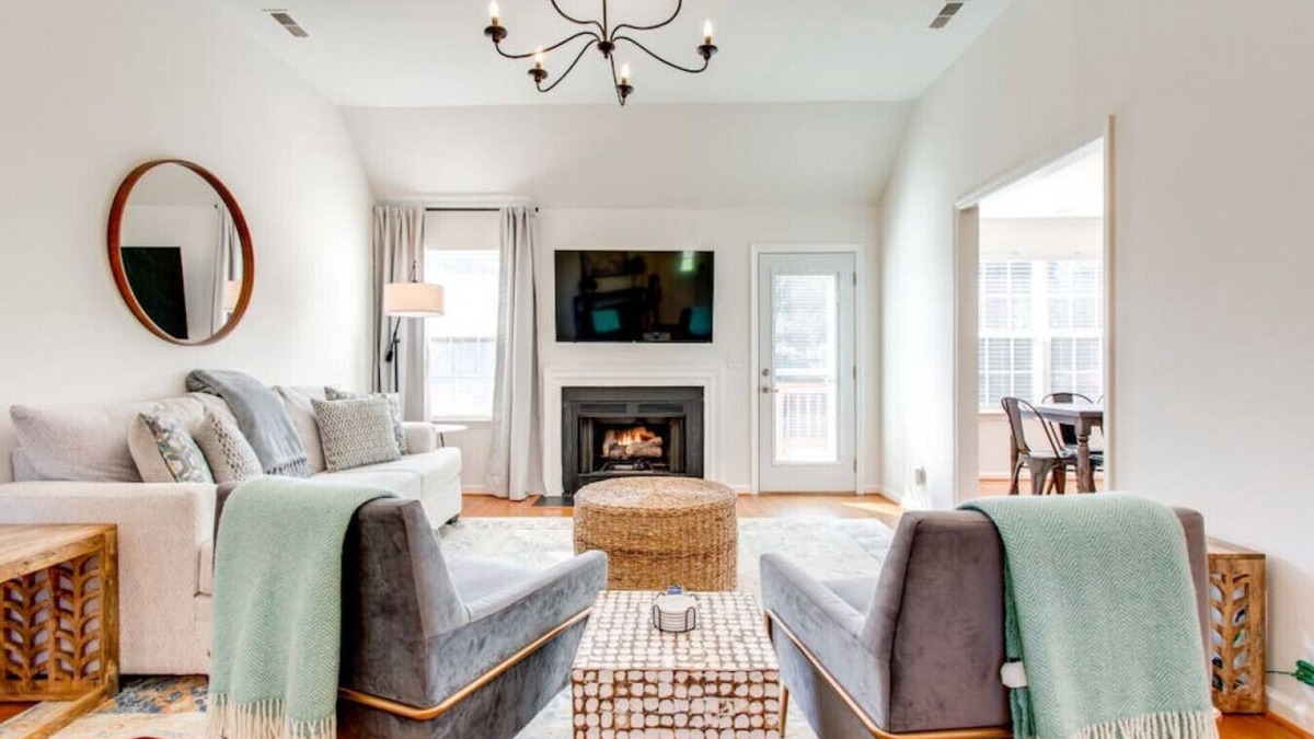 Spring Hill House | Fun-Filled Stay: Game Room*HOT TUB*Sleeps 10